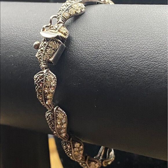 925 silver 7 1/4” dimensional bracelet with hematites and crystals - Picture 1 of 5